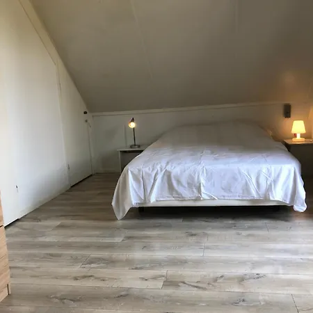 5 - Persoons Lakeside 41 Holiday home *